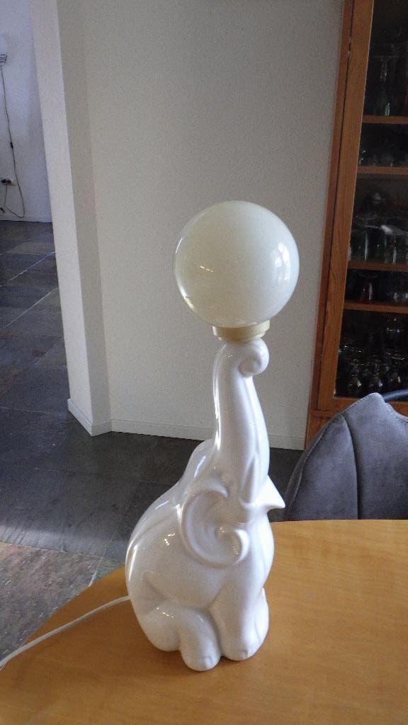 mooie witte olifanten tafellamp, Ophalen of Verzenden, Gebruikt, Minder dan 50 cm