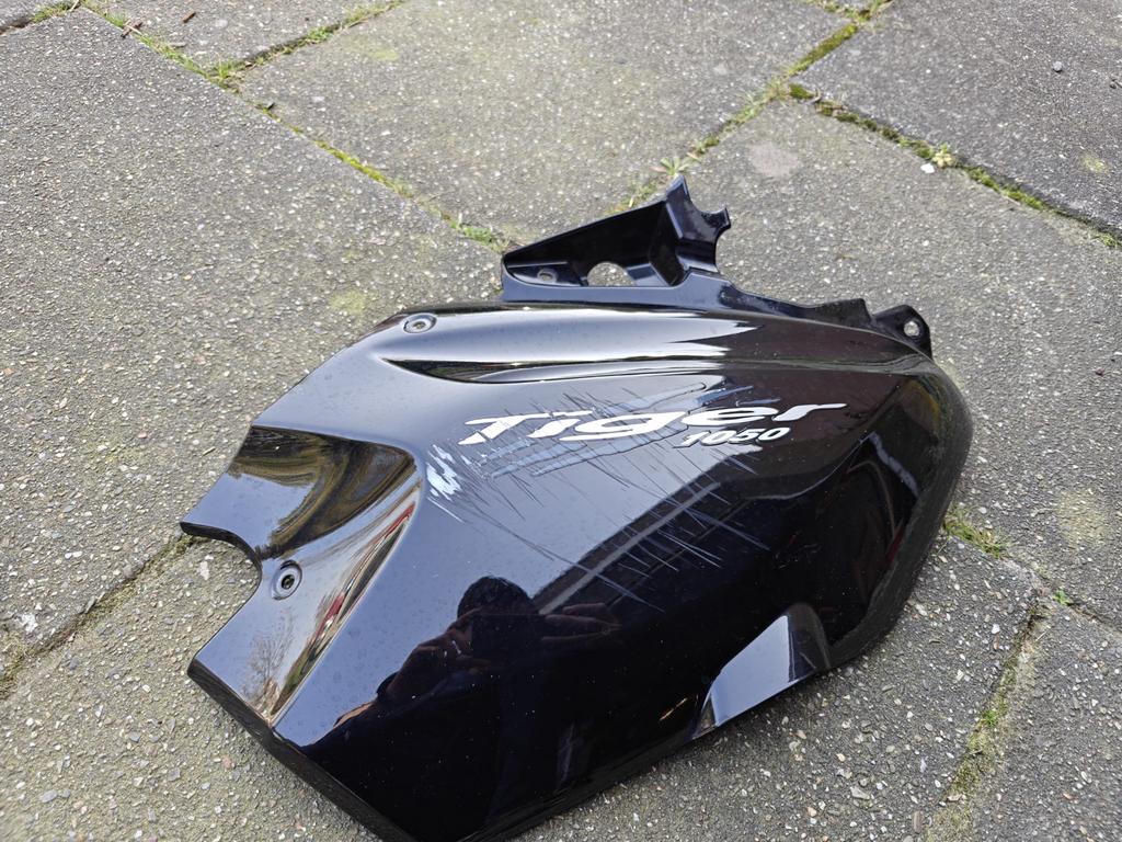 Triumph Tiger 1050 Kuipdeel - Beschadigd, Ophalen of Verzenden, Gebruikt