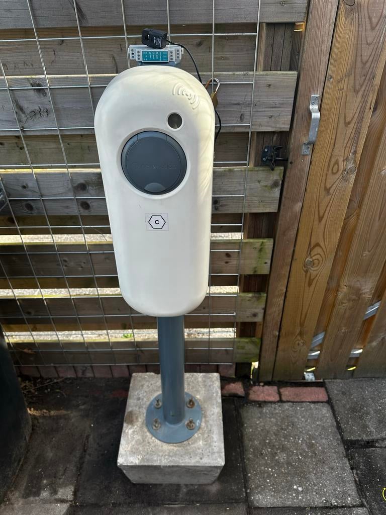 Newmotion 3.0 advanced laadpaal met dynamic power management, Auto diversen, Laadpalen, Ophalen, Gebruikt, Laadpaal