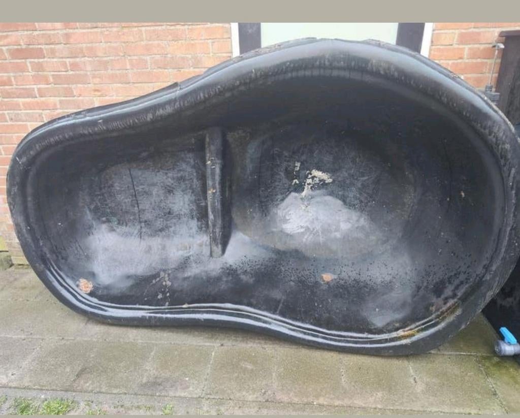 Voorgevormde polyester vijverbak / vijver zandbak, Ophalen, Gebruikt