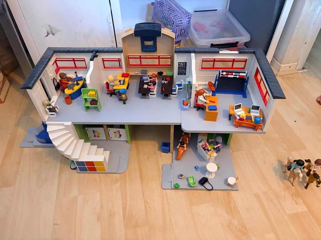 Playmobil schoolgebouw met alle benodigheden, Ophalen, Gebruikt, Jongen of Meisje