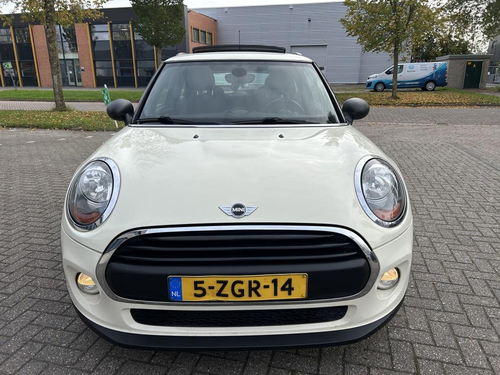 MINI Mini 1.2 One Salt Bns. SCHUIF/KANTELDAK PDC NAVI CRUISE, Stof, Gebruikt, Euro 6, 1095 kg