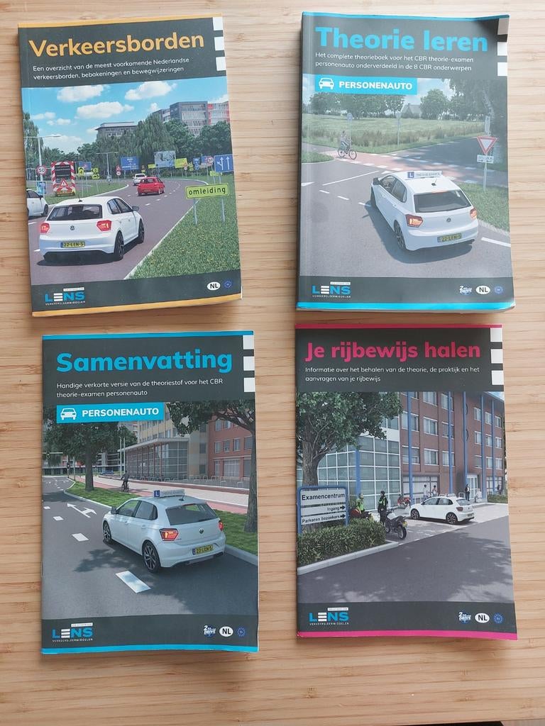 Theorieboeken Rijbewijs B - Compleet Pakket, Boeken, Ophalen of Verzenden, Zo goed als nieuw, Overige niveaus, LENS Verkeersleermiddelen