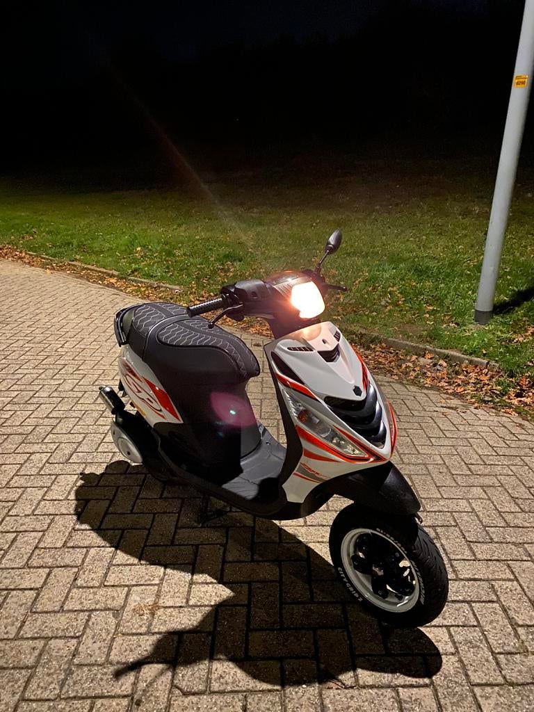 Piaggio Zip SP H2O, Ophalen, Zo goed als nieuw