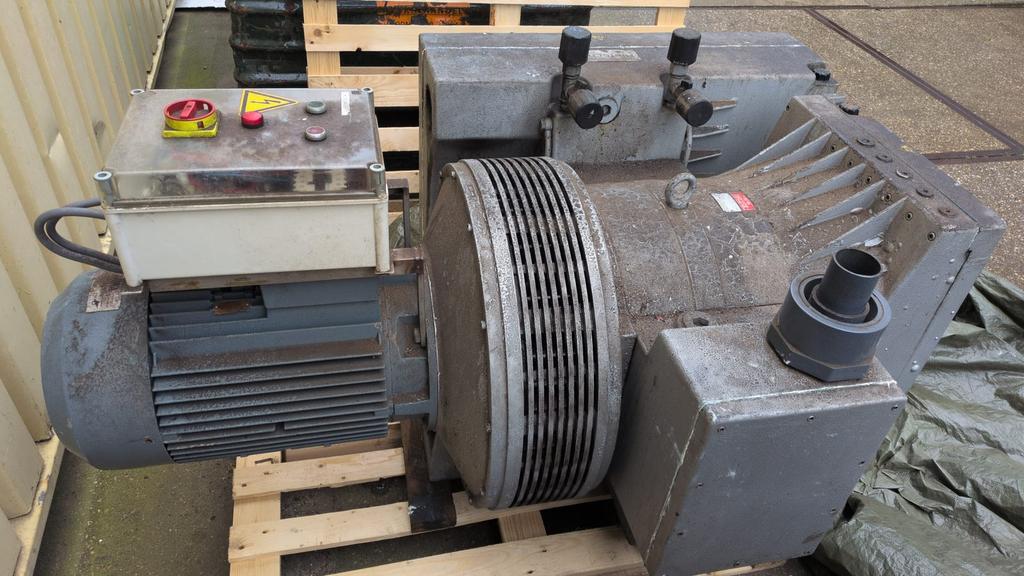 2x Vacuumpomp Rietschle&Busch 18kw, Doe-het-zelf en Verbouw, Motoren, Ophalen, Gebruikt, Elektromotor, 1800 rpm of meer