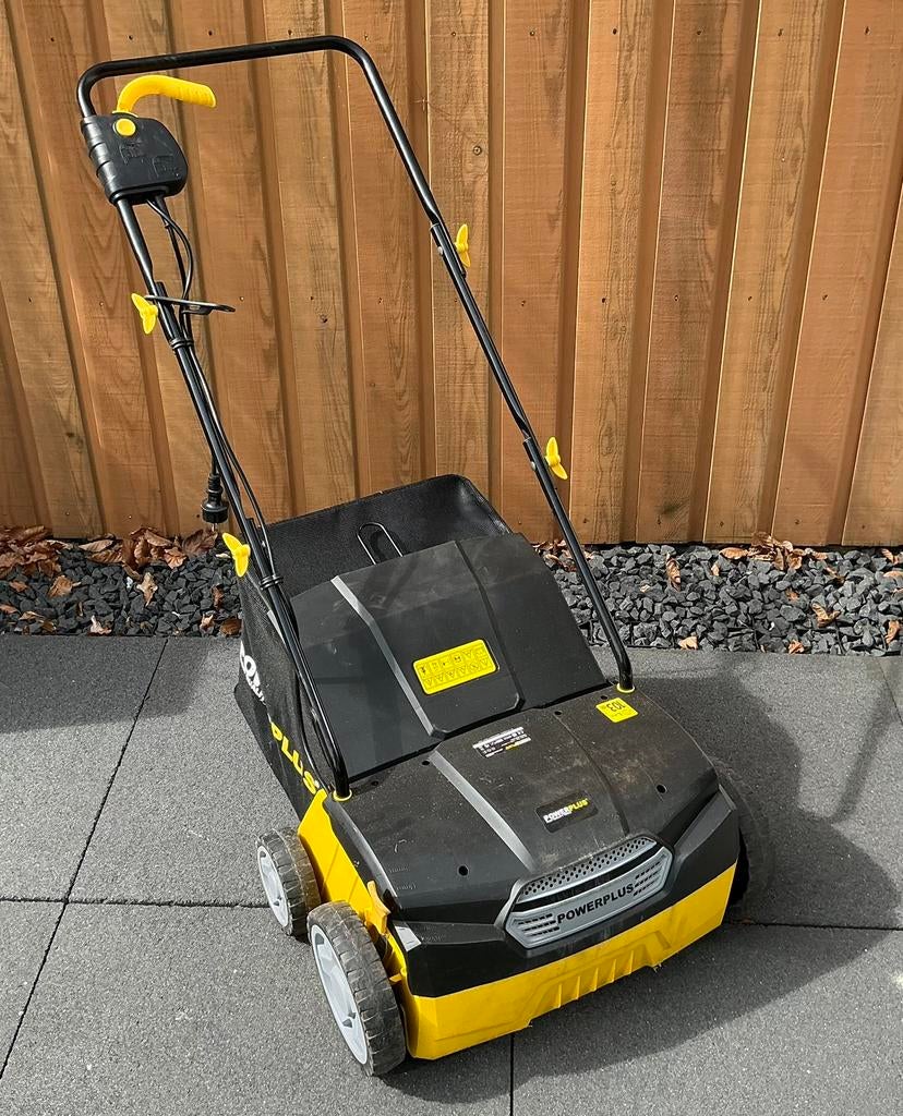 Elektrische verticuteermachine, merk; PowerPlus, Ophalen, Zo goed als nieuw, Elektrisch