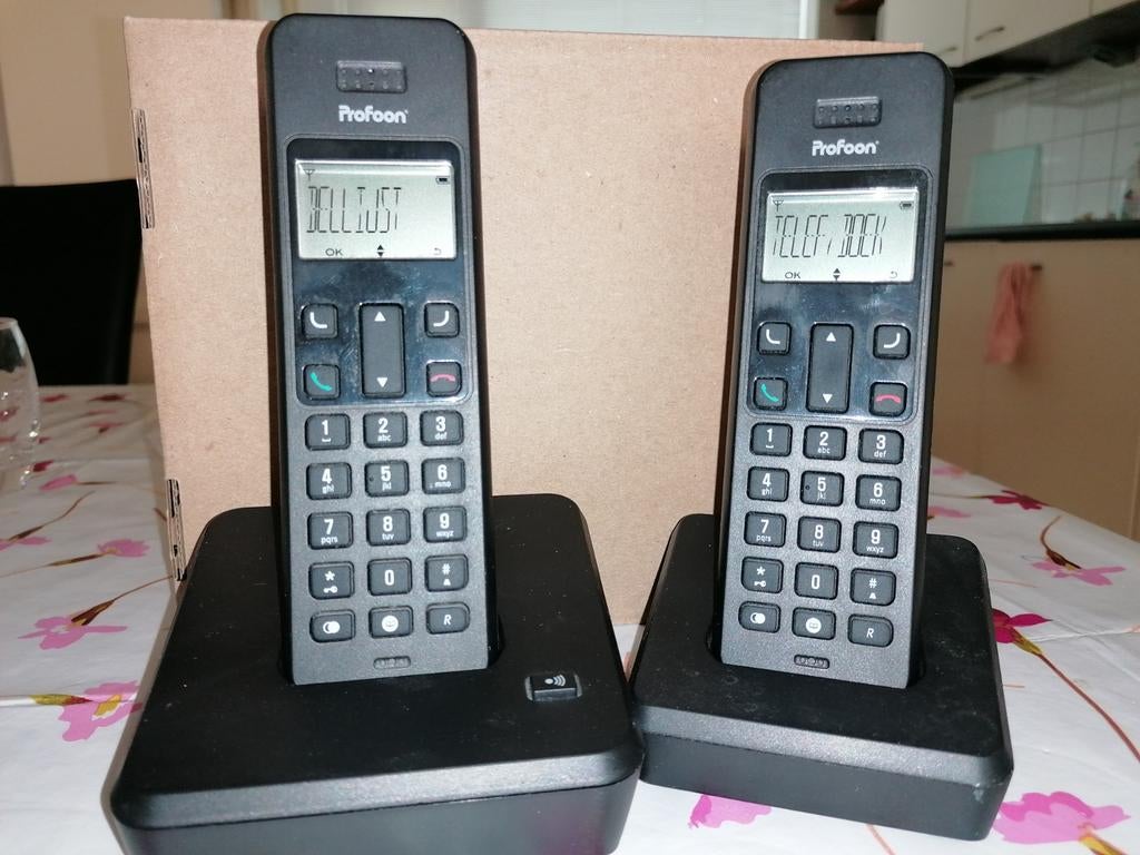Profoon PDX-5420 DECT telefoon set, Ophalen of Verzenden, Gebruikt, 2 handsets