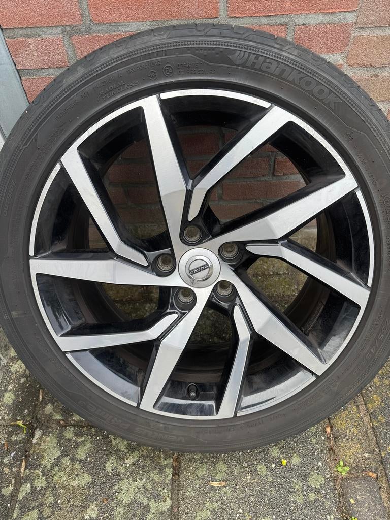 Volvo V60/S60 R-design 18 inch Z.G.A.N. velgen met banden, Auto-onderdelen, Banden en Velgen, Ophalen, 18 inch, Gebruikt, Banden en Velgen