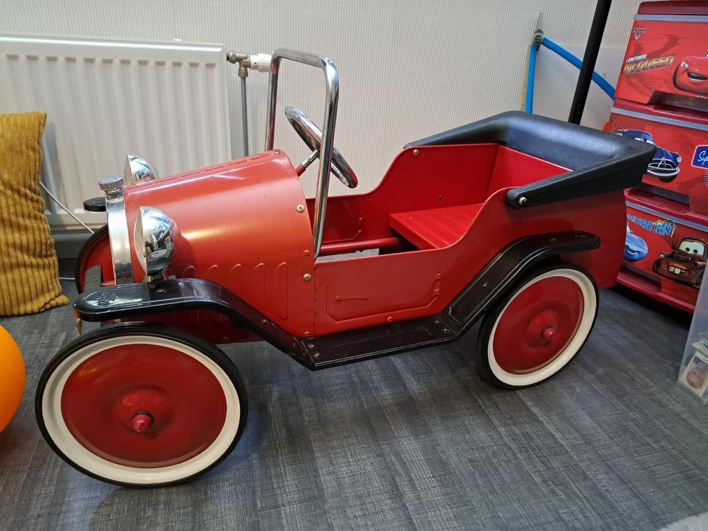 ≥ Mooie rode retro trapauto voor kinderen — Speelgoed | Buiten ...
