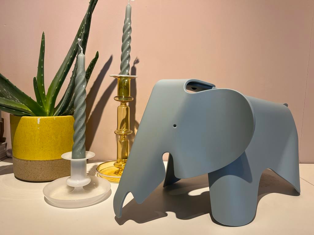 Vitra Eames Elephant small - Ice Grey | NIEUW!, Huis en Inrichting, Woonaccessoires | Overige, Nieuw, Kunststof, Grijs, Modern