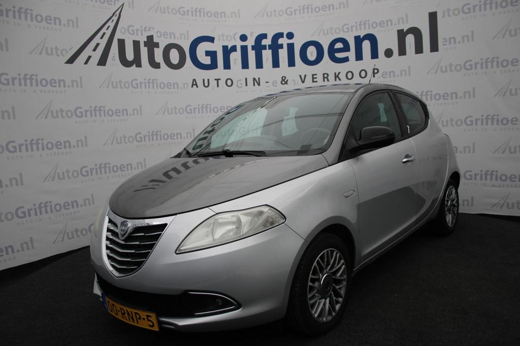Lancia Ypsilon 0.9 TwinAir Platinum nette hatchback met NAP, Voorwielaandrijving, Euro 5, 86 pk, Gebruikt
