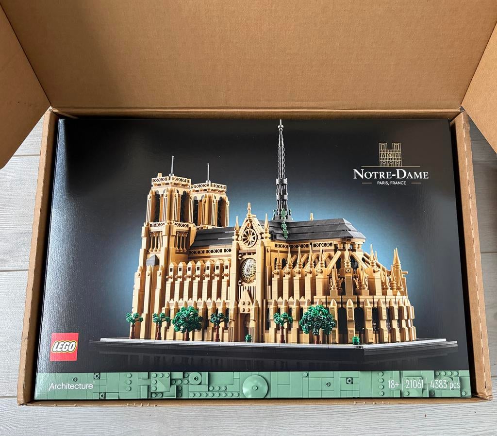 Lego Architecture Notre-Dame de Paris 21061 Nieuw in doos!, Lego, Denemarken, Nieuw, Ophalen of Verzenden