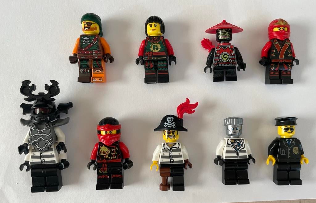 Lego ninjago diverse poppetjes, Ophalen of Verzenden, Zo goed als nieuw