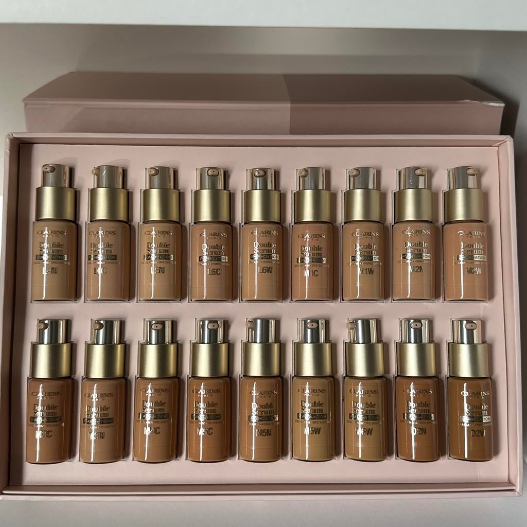 Clarins Double Serum Foundation 15 ml Diverse Kleuren, Ophalen of Verzenden, Nieuw, Gehele gezicht, Make-up