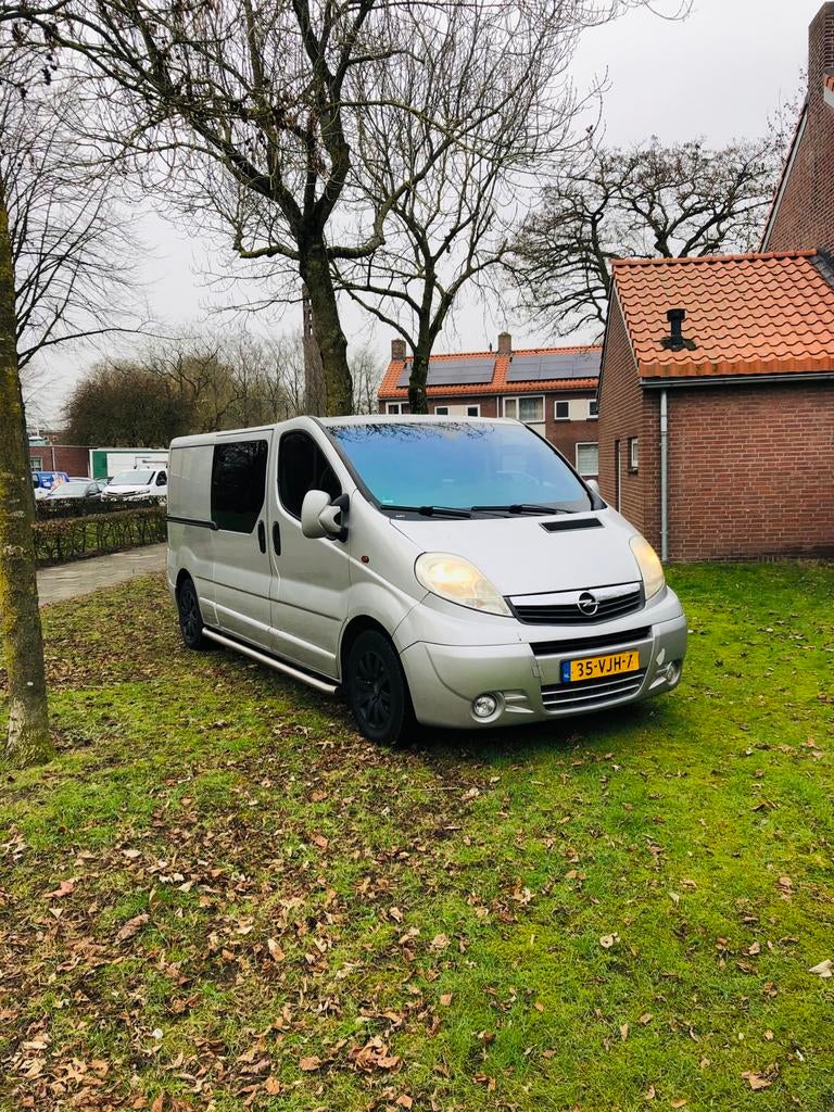 Opel Vivaro 2.5CDTI 107KW DPF E4 2.9T L2h1 2007, Voorwielaandrijving, 145 pk, 4 cilinders, Origineel Nederlands