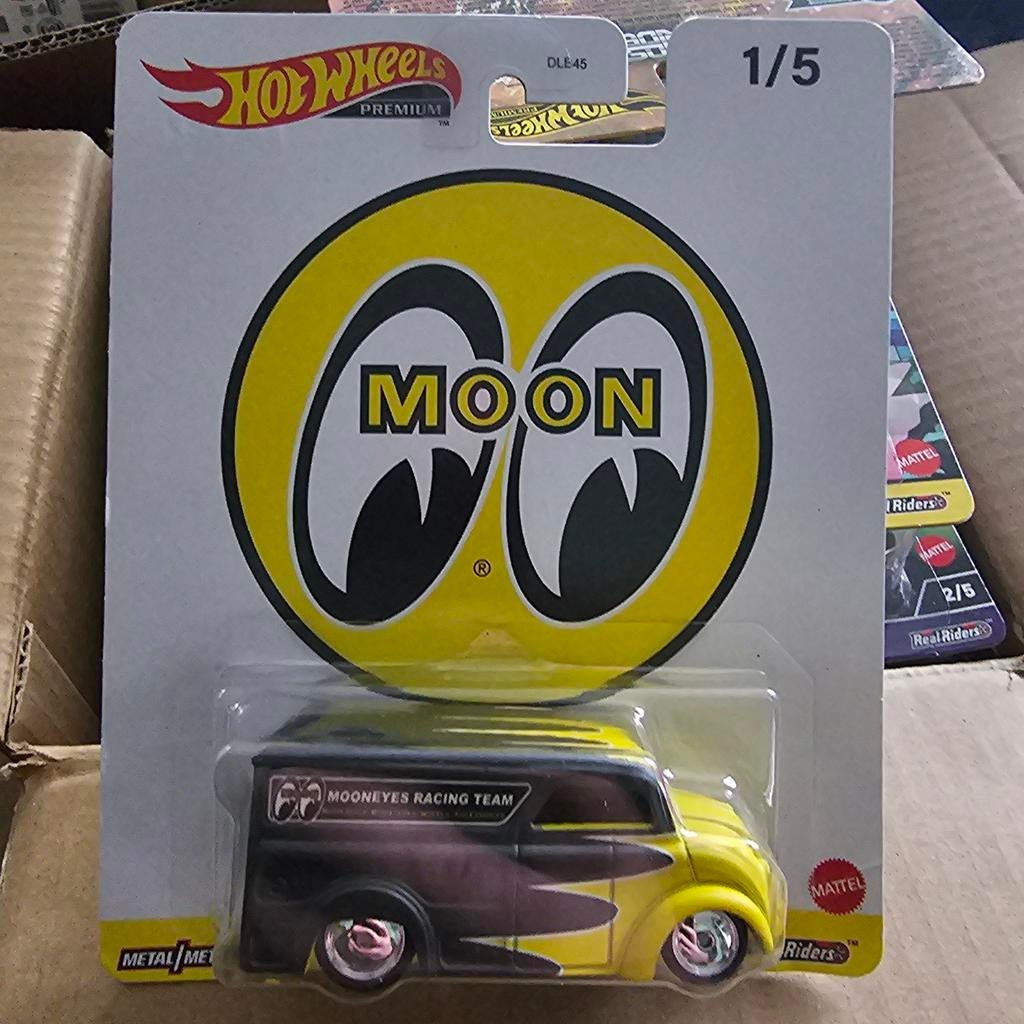 Hot Wheels Premium Mooneyes Van 1/5 - Nieuw in verpakking, Nieuw, Ophalen of Verzenden, Service.nl@mattel.com, Mattel
