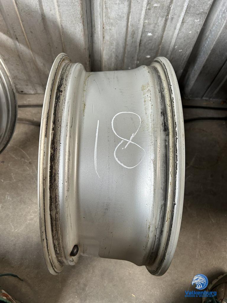 1 stuks originele Porsche 986 Boxster 17 inch velg 5x130, Auto-onderdelen, Banden en Velgen, Gebruikt, -, -, 17 inch