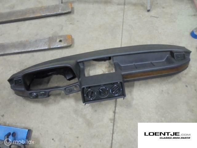 Vrij net dashboard BMW e12 535 530 528 525 520, Gebruikt, Ophalen of Verzenden, BMW, BMW