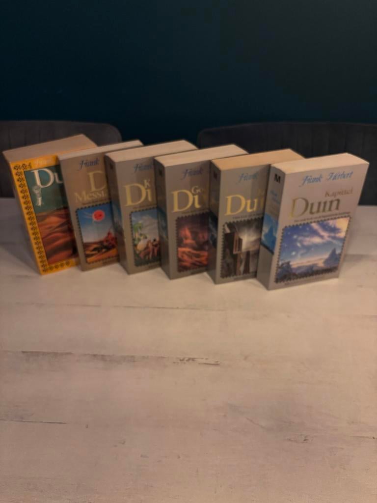 Duin serie 6 boeken paperback - Frank Herbert, Ophalen of Verzenden, Gelezen