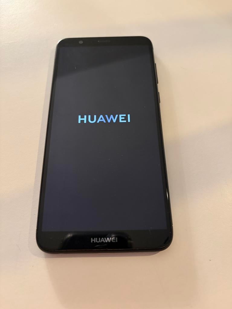 Huawei P Smart (FIG-LX1) met hoesje, Zwart, Touchscreen, Ophalen of Verzenden, Zo goed als nieuw