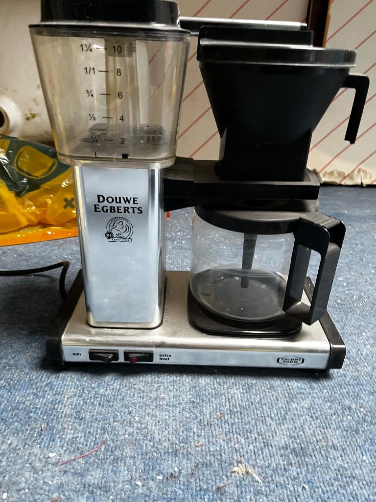 Koffiezetapparaat, Gebruikt, 10 kopjes of meer, Koffiemachine, Gemalen koffie