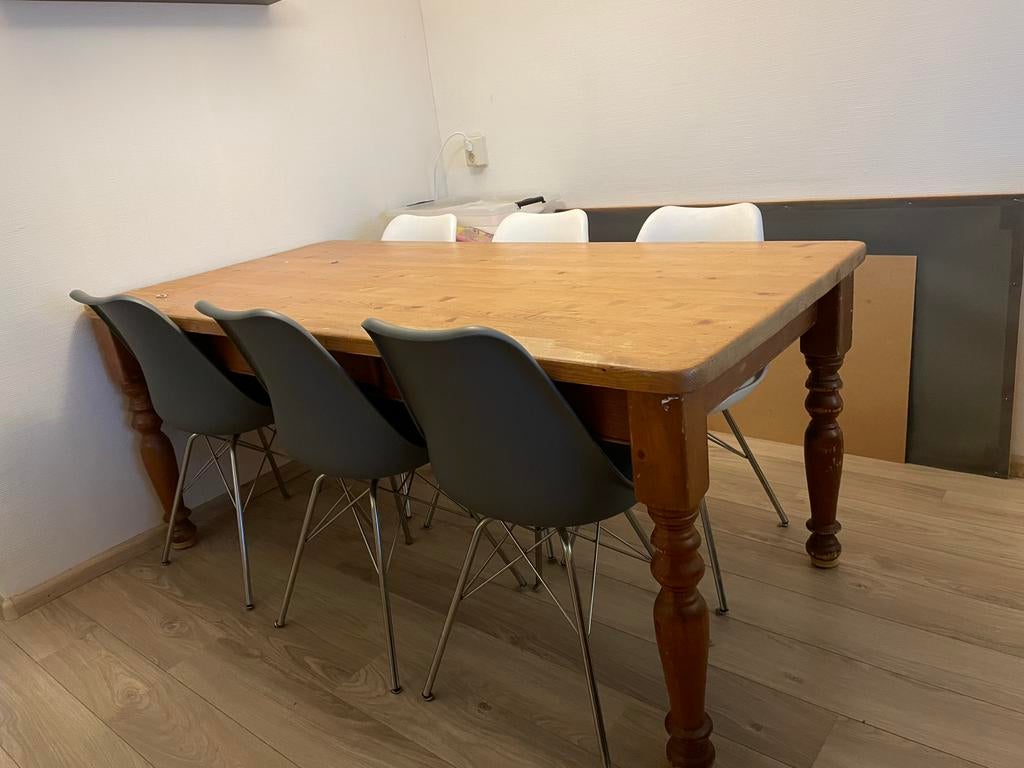 Gratis Eiken eettafel met 6 stoelen, Huis en Inrichting, Tafels | Eettafels, Ophalen, Gebruikt, 50 tot 100 cm, 150 tot 200 cm