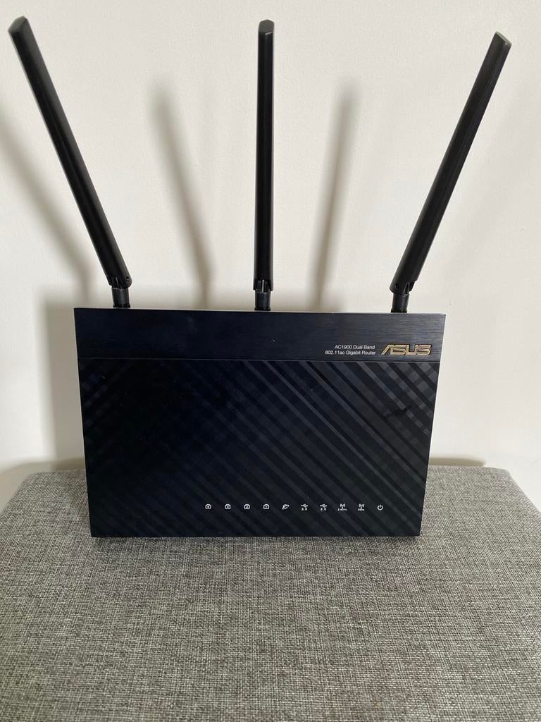 ASUS AC1900 Dual Band 802.11ac Gigabit Router, Ophalen of Verzenden, Zo goed als nieuw, Router