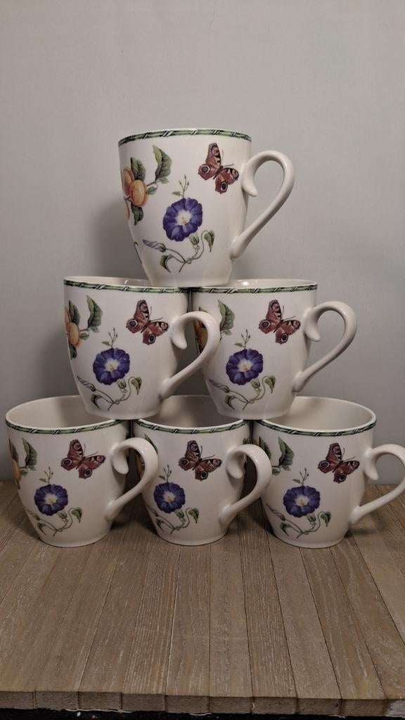 Janneke Brinkman koffie mokken met petit four schalen., Ophalen of Verzenden, Zo goed als nieuw, Overige stijlen, Kop(pen) en/of Schotel(s)