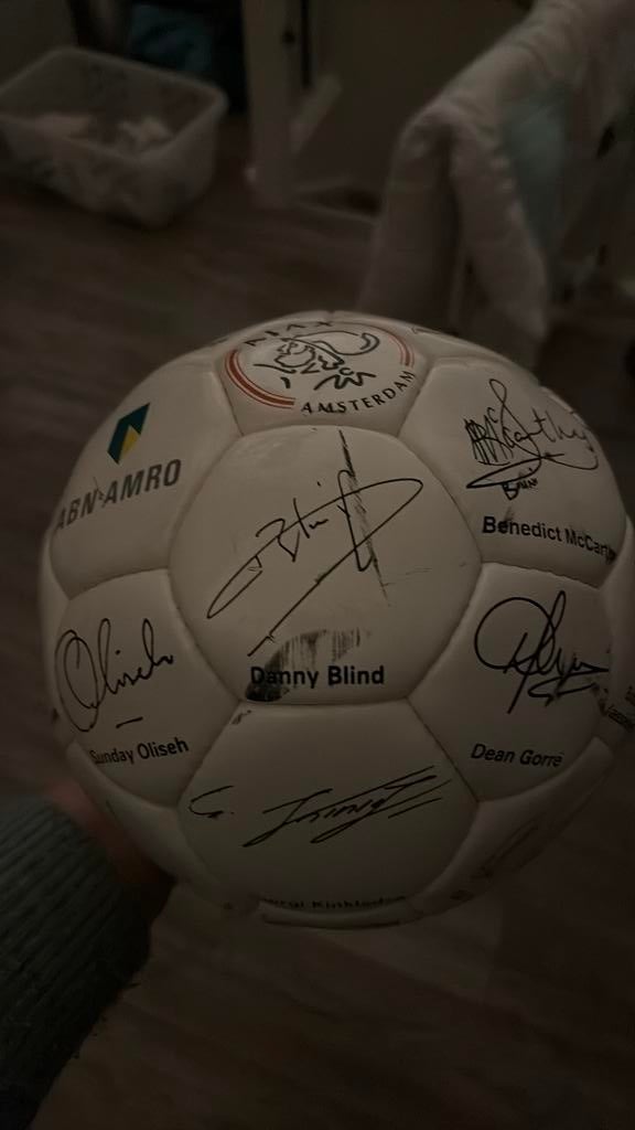 Oude voetbal Ajax met handtekeningen, Maat XL, Ophalen of Verzenden, Zo goed als nieuw, Bal