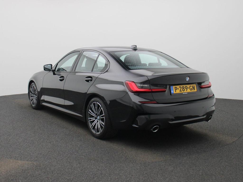 BMW 3-serie 318i Executive Edition | AUTOMAAT | APPLE CARPLA, Automaat, Gebruikt, 1465 kg, Zwart