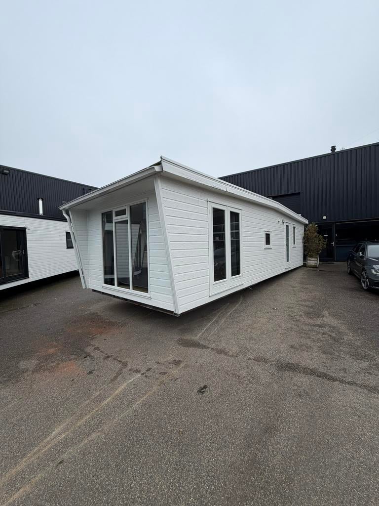 Chalet te koop 11.00 x 3.80 incl transport!