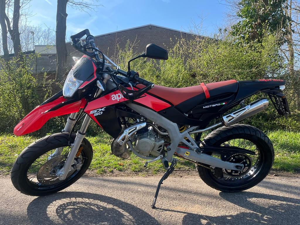 Aprilia sx 50, Fietsen en Brommers, Brommers | Derbi, Zo goed als nieuw, Ophalen