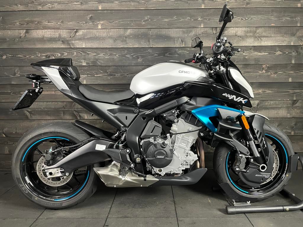 CFMOTO 675NK NEBULA WHITE DEMO (bj 2025), 675 cc, Bedrijf, Meer dan 35 kW, Naked bike