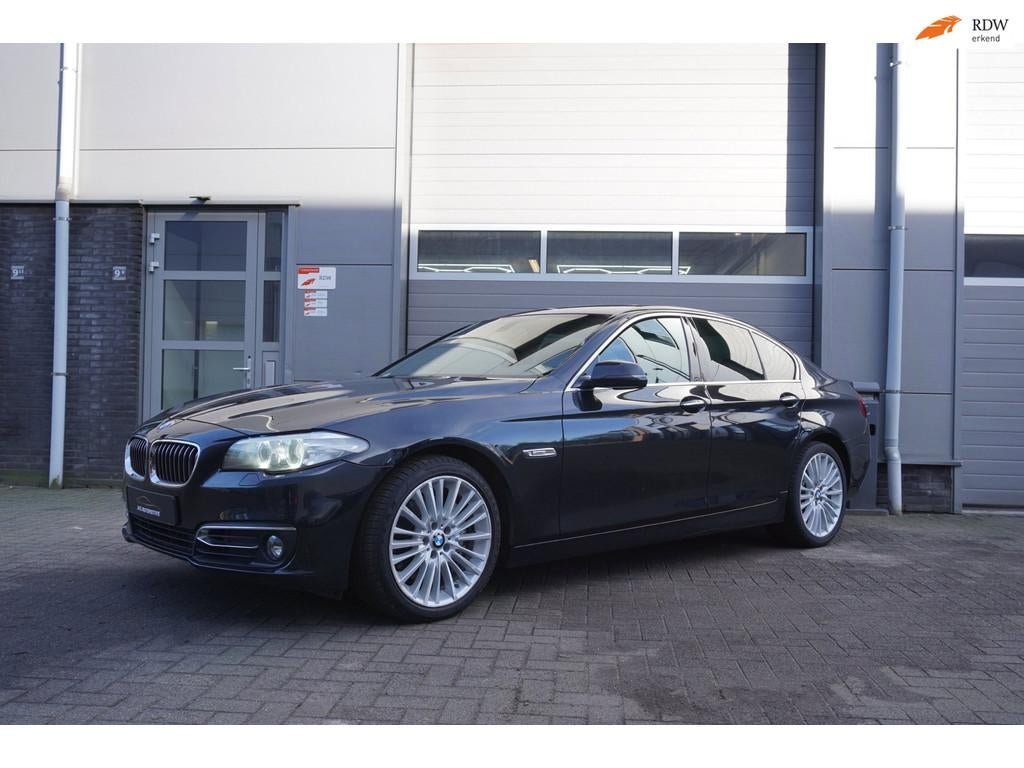 BMW 5-serie 525d, Auto's, Automaat, Achterwielaandrijving, 2000 kg, Zwart