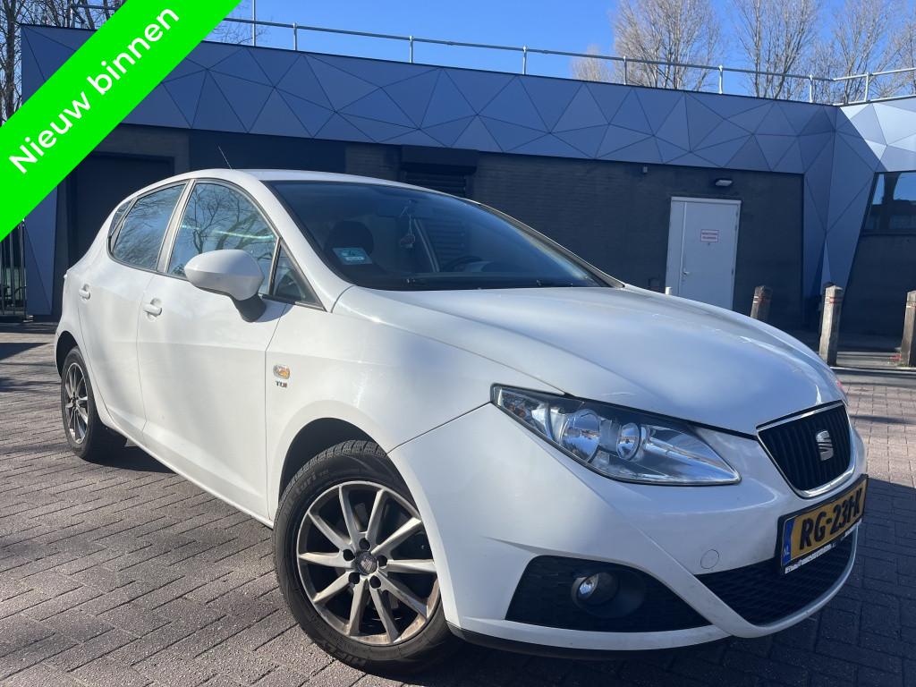 SEAT Ibiza 1.6 TDI Sport Cruise Clima 4 elektrische ramen, Euro 5, Gebruikt, 1070 kg, 111 €/maand