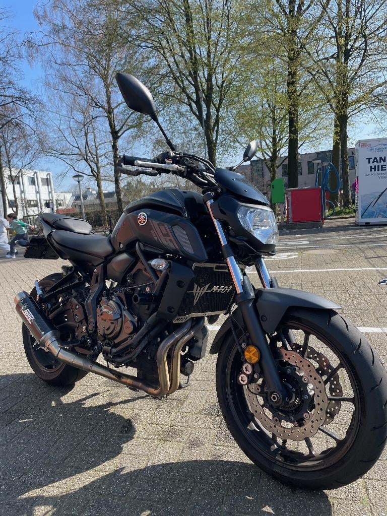 Yamaha MT‑07 Tech Black – Veel extra’s – Zeer nette staat, 2 cilinders, Motorrijbewijs A, Particulier, Meer dan 35 kW