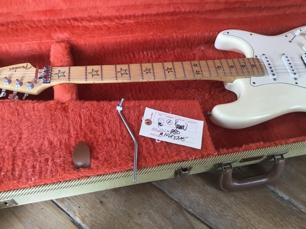 Fender Richie Sambora Stratocaster 1995, Ophalen, Zo goed als nieuw, Solid body, Fender