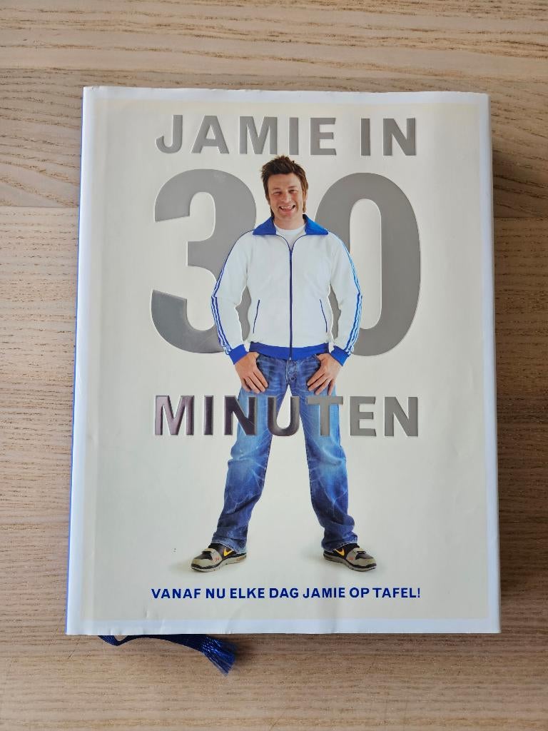 Kookboek Jamie in 30 minuten, Boeken, Kookboeken, Hoofdgerechten, Ophalen of Verzenden, Zo goed als nieuw, Jamie Oliver
