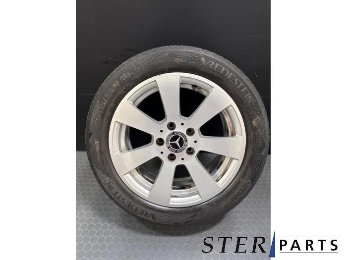 Velgen set + banden van een Mercedes C-Klasse, Gebruikt, -, -, Ophalen of Verzenden