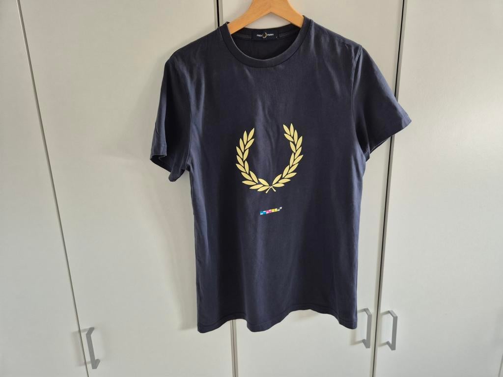 Fred Perry S, Maat 38/40 (M), Blauw, Ophalen of Verzenden, Zo goed als nieuw