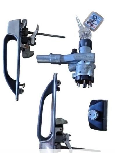 slotenset mercedes w123 gezocht gezocht, Ophalen, Gebruikt, Mercedes-Benz