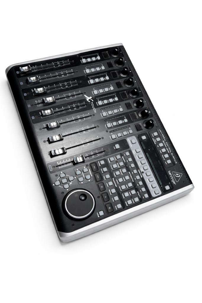 Behringer X-Touch Universele DAW Controller, Muziek en Instrumenten, Mengpanelen, Ophalen of Verzenden, Zo goed als nieuw, 5 tot 10 kanalen