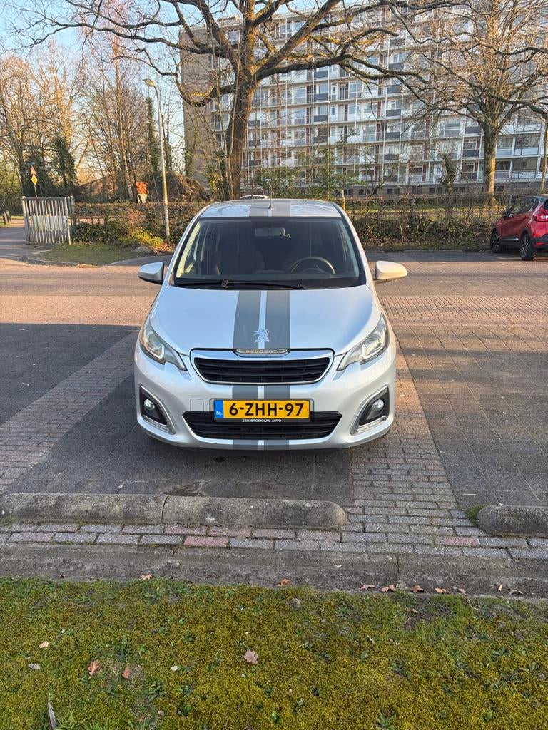 Peugeot 108 1.2 12V VTI 82PK 5DR 2015 Grijs, Ophalen of Verzenden, Peugeot, Deur