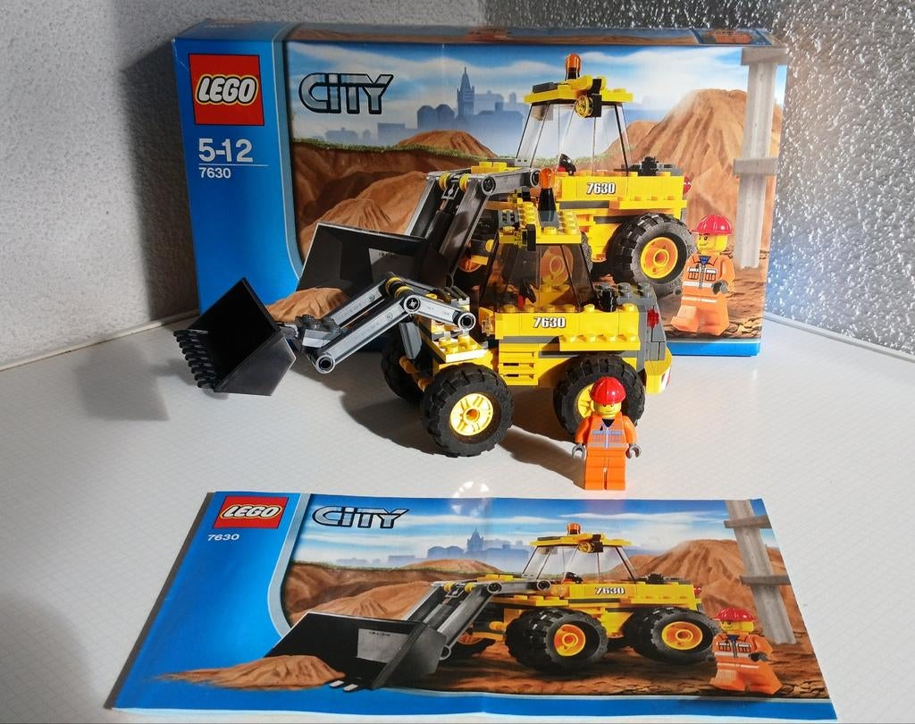 Lego City 7630 Frontlader met minifiguur en doos, Ophalen of Verzenden, Zo goed als nieuw, Complete set, Lego