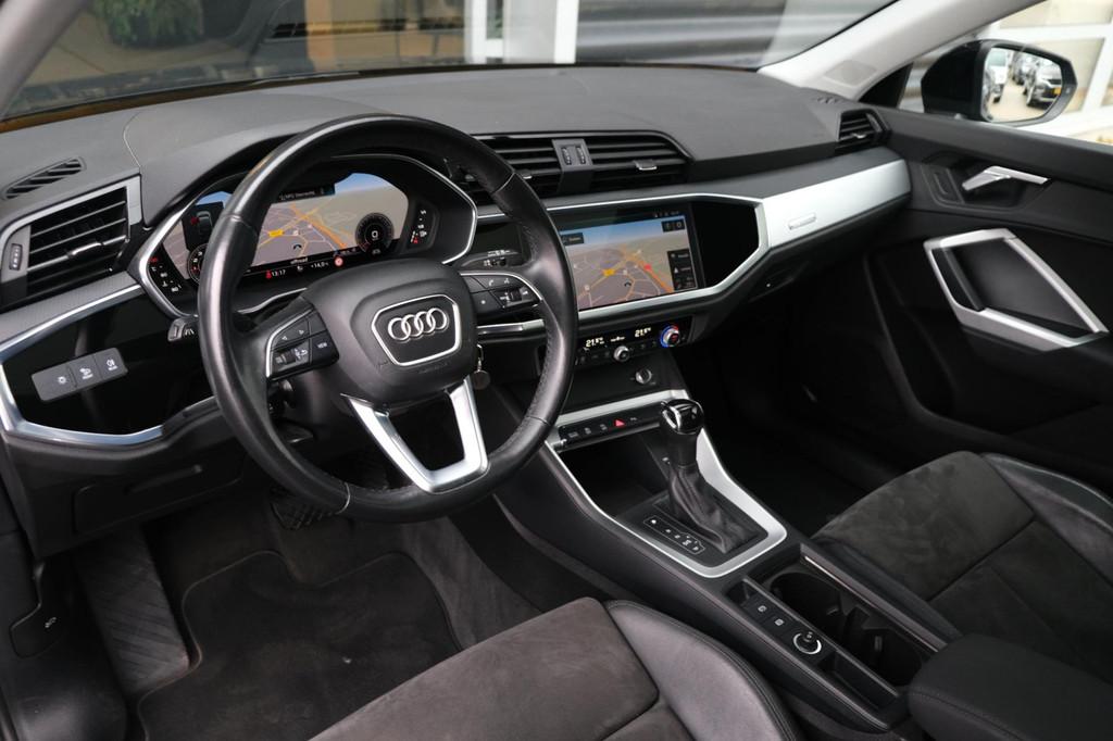 Audi Q3 Sportback 35 TFSI S-Line S-tronic 150PK Pano Navi Vi, 15 km/l, Zwart, 4 cilinders, 150 pk