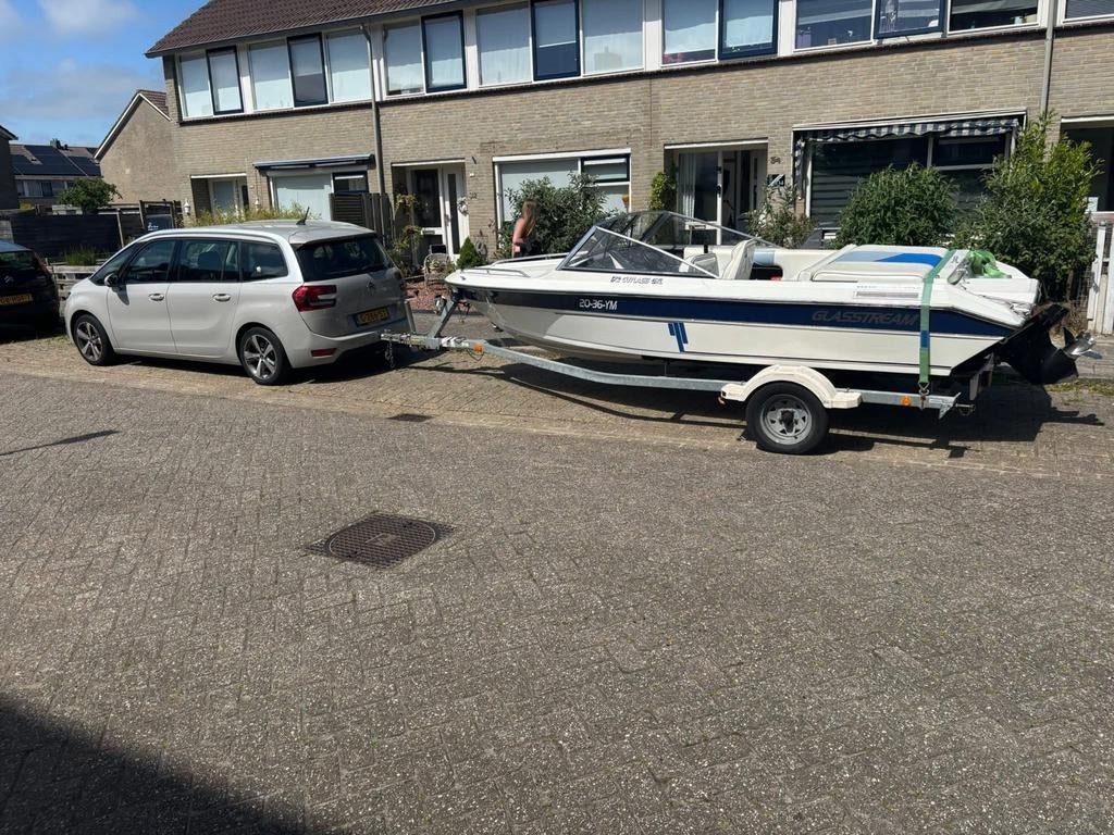 Sportieve Glassstream speedboot  138 pk inboard met trailer, Watersport en Boten, Speedboten, Gebruikt, Binnenboordmotor, 120 tot 200 pk