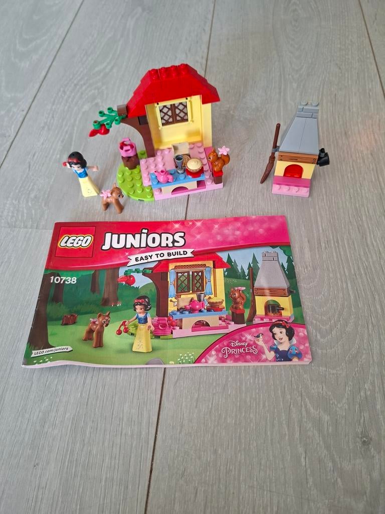 LEGO Juniors Disney Princess Sneeuwwitjes boshut - 10738, Ophalen of Verzenden