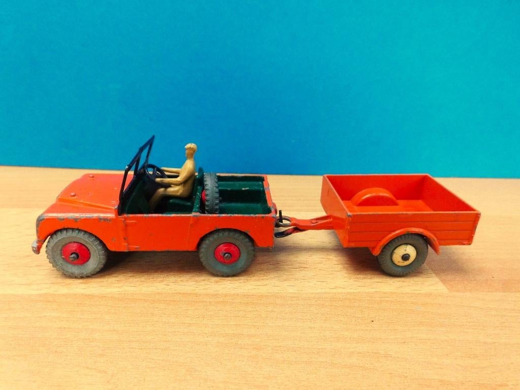 Dinky Toys Land Rover met aanhangertje oudste type 27d & 27m, Ophalen of Verzenden, Gebruikt, Overige typen, Dinky Toys
