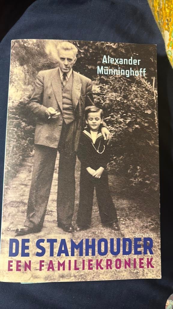 De stamhouder een familiekroniek, Boeken, Ophalen of Verzenden, Zo goed als nieuw