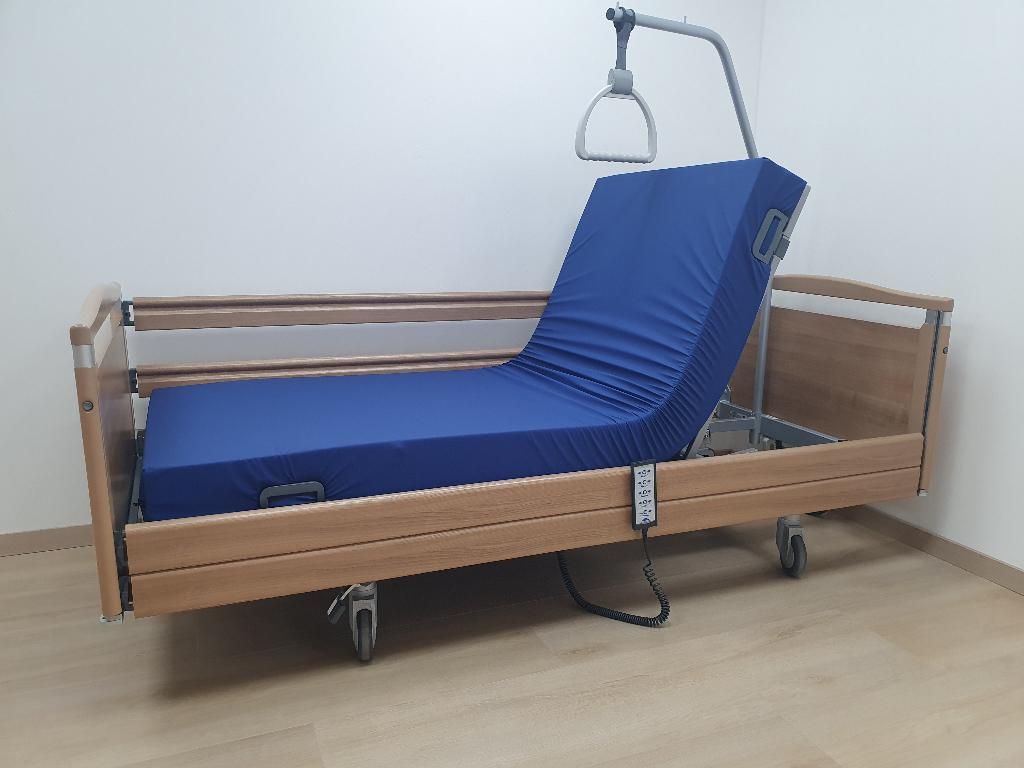 Zorgbed - verpleegbed - hoog-laag bed - Stiegelmeijer bed, Verzenden, Zo goed als nieuw, Info@thuiszorgbedvoordeel.nl, De Grift 1